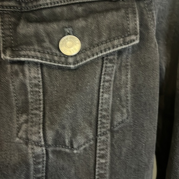 Madewell Denim Lunar Black Wash Jean Jacket Women’s Size Small NWOT - Picture 4 of 12
